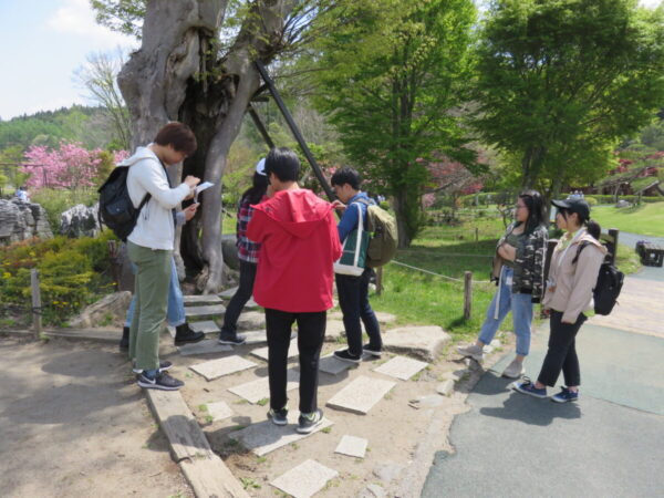 山中湖花の都公園での和やかな一幕